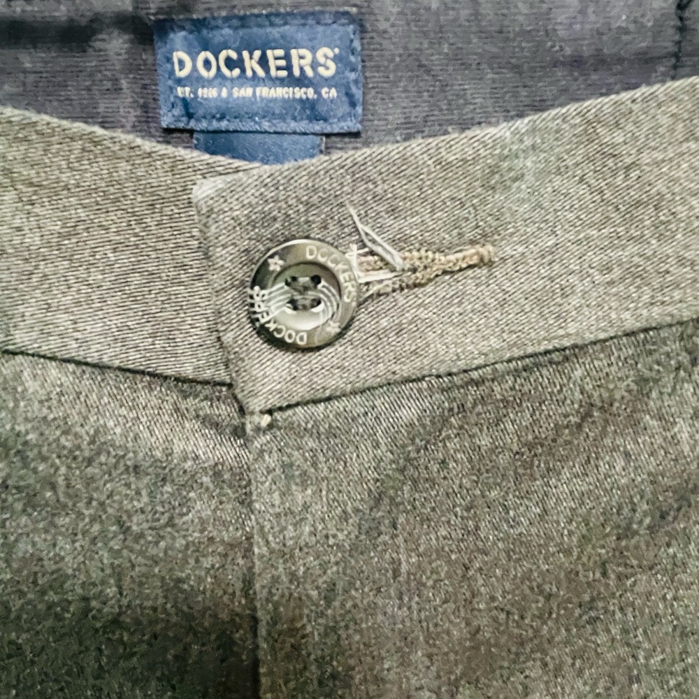 Dockers Black Dress Pants W38 L29 relaxed Fit - Picture 4 of 11